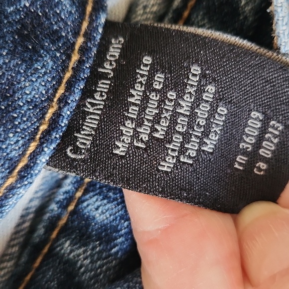 Calvin Klein Jeans Weekend Denim Shorts sz 4 - Picture 10 of 15